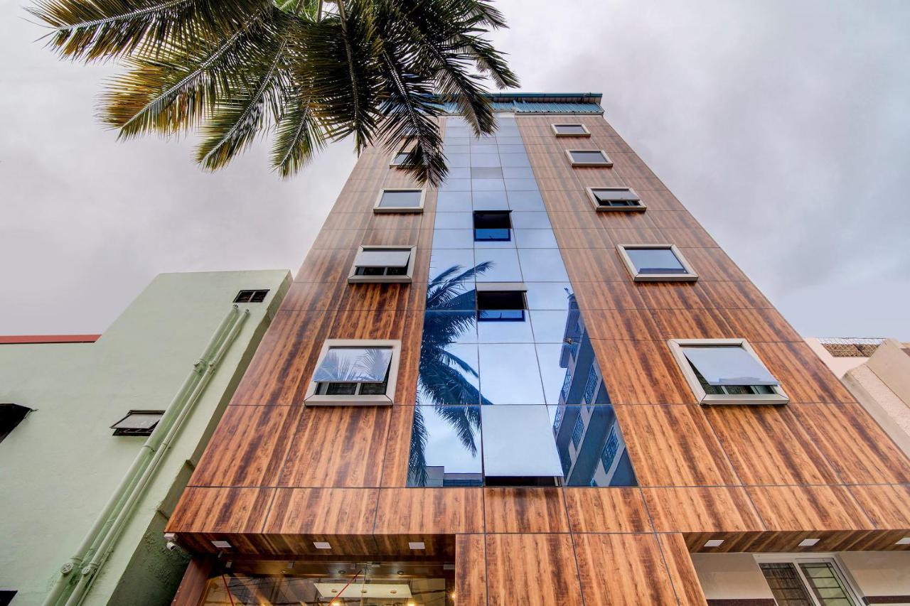 Hotel O Varcity Plaza 4*