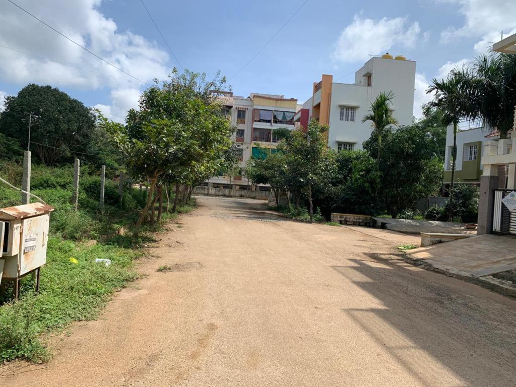 Sagar Niwas - Furnished Short Flats 1bhk And 2bhk Apartment *