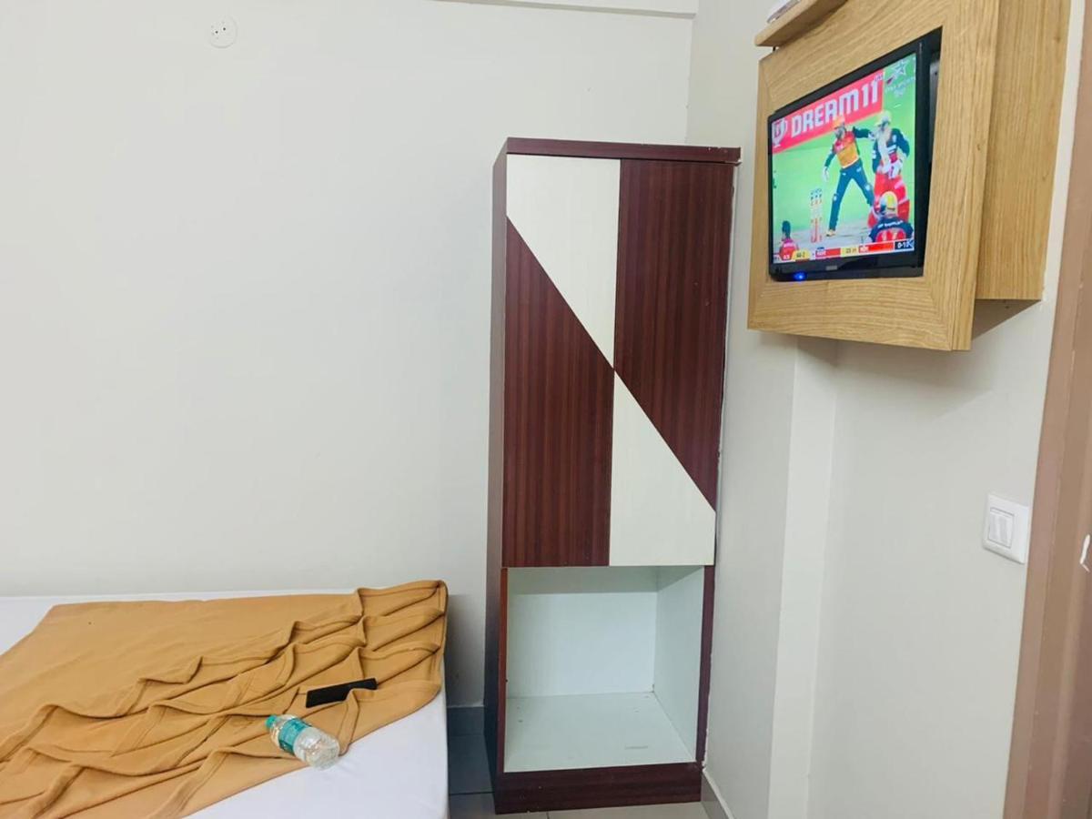 Hotel Sahara Bangalore