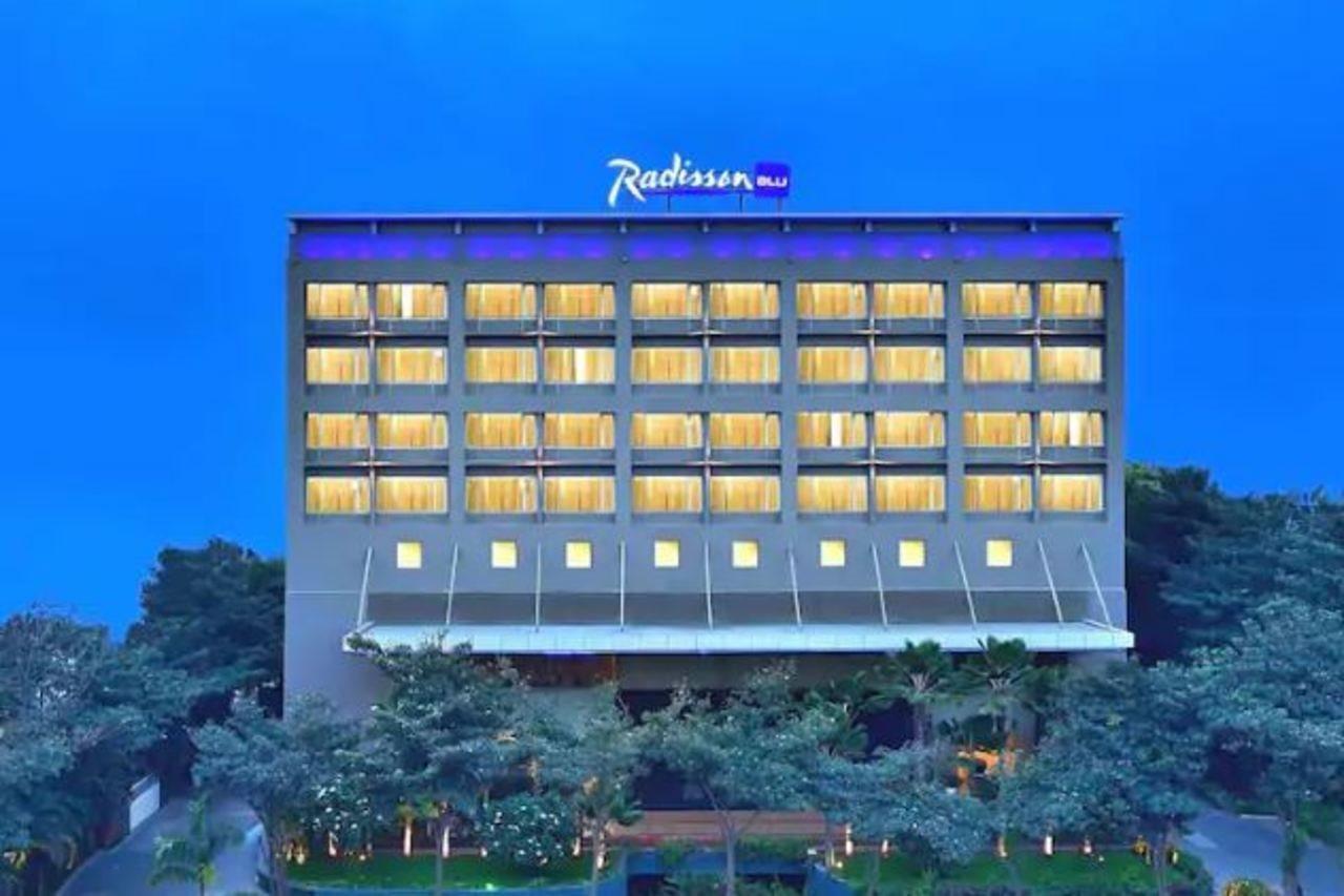 Hotel Radisson Blu Outer Ring Road