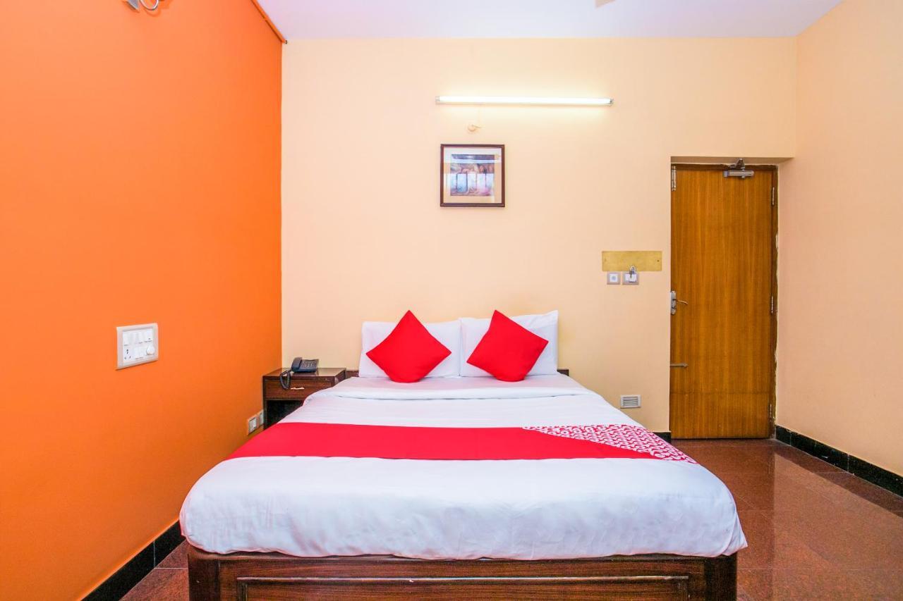 Priyanka Residency 3*