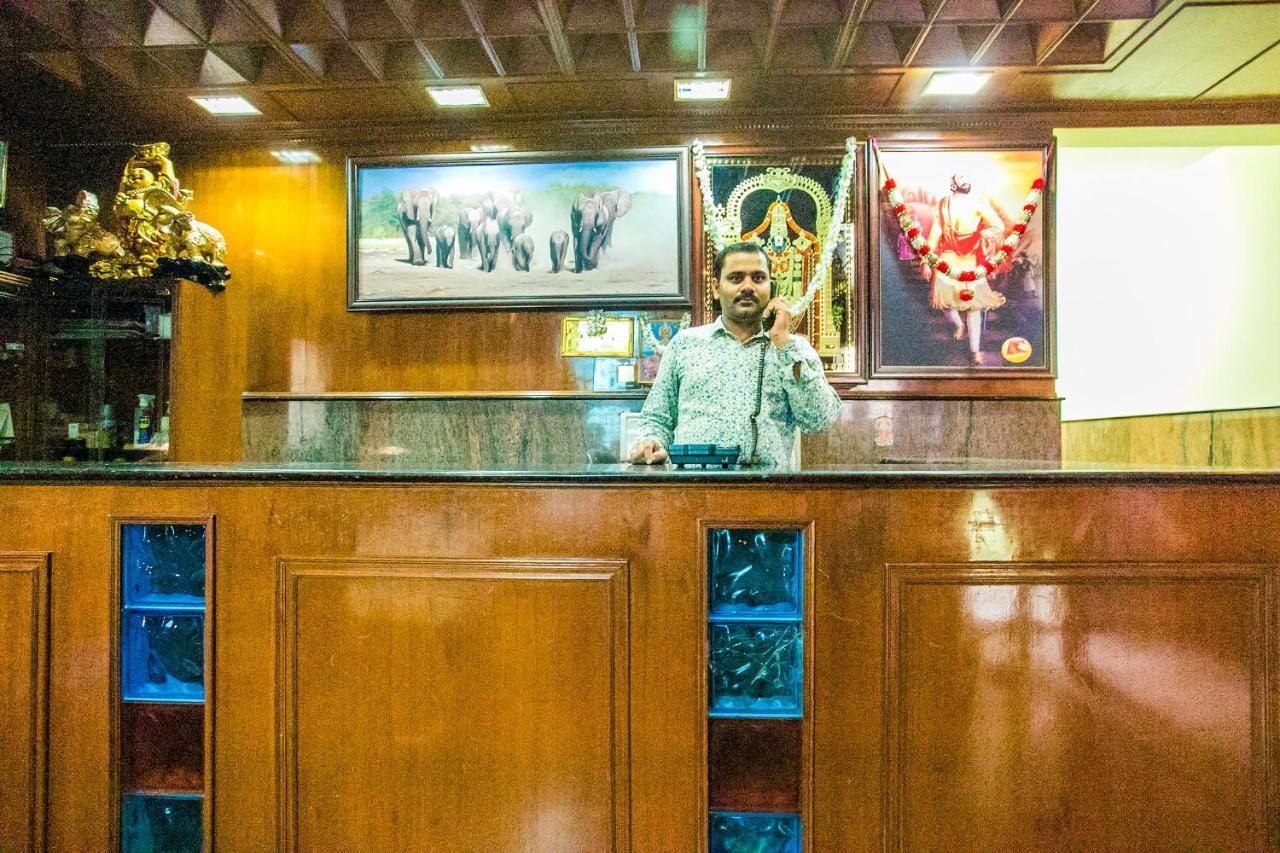 Hotel Priyanka Residency