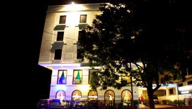 Octave - Double Road Hotel
