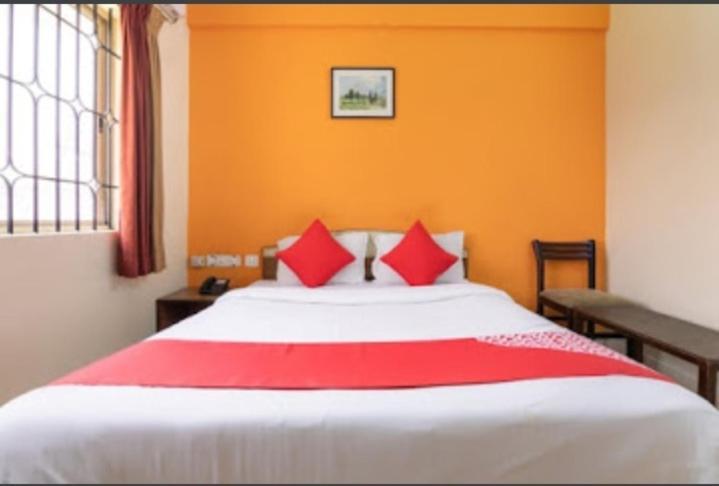 Hotel Raj Residency