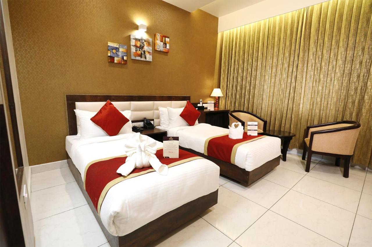 Foxglove International Hotel