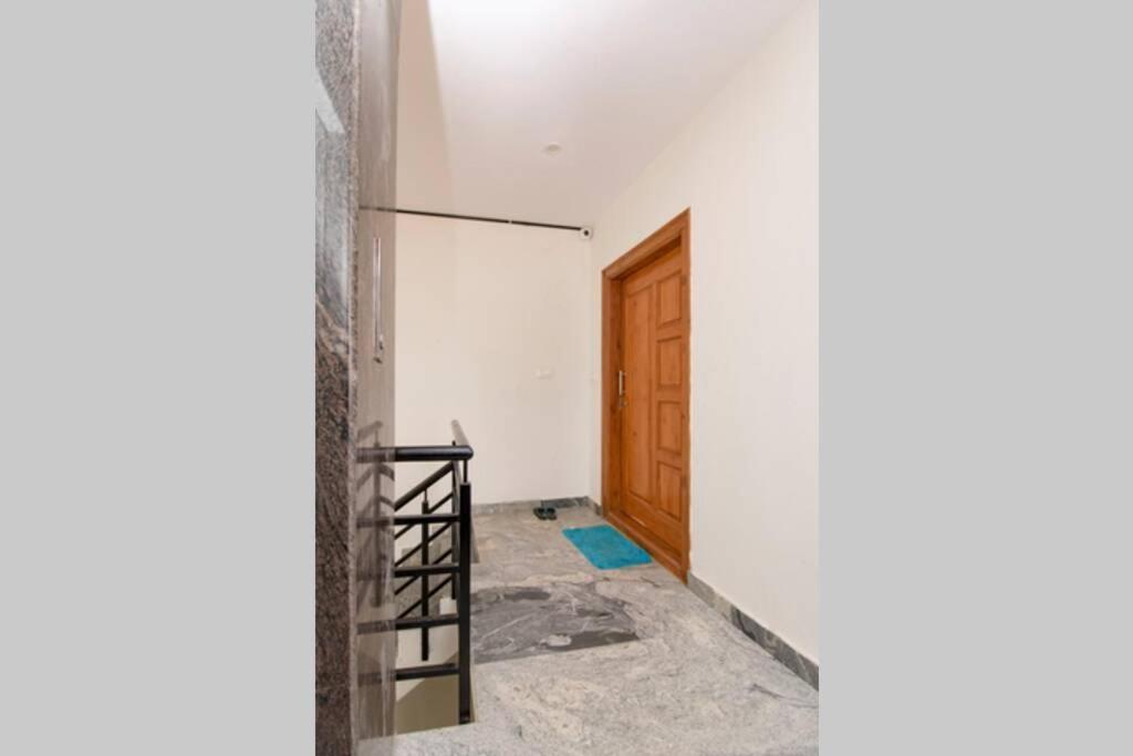 Penthouse With Private Terrace Apartamento Bangalore