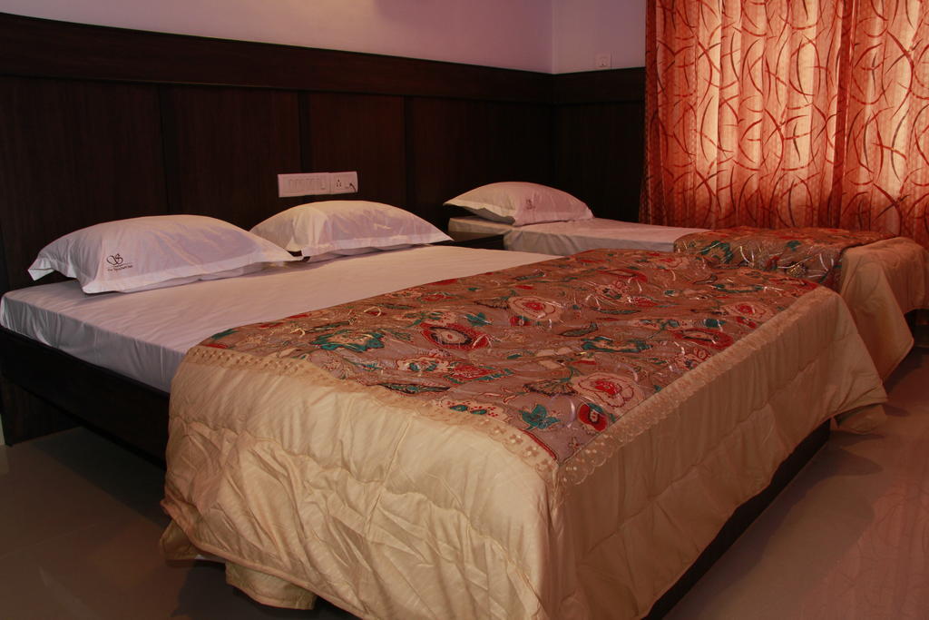 The Signature Hotel 3*