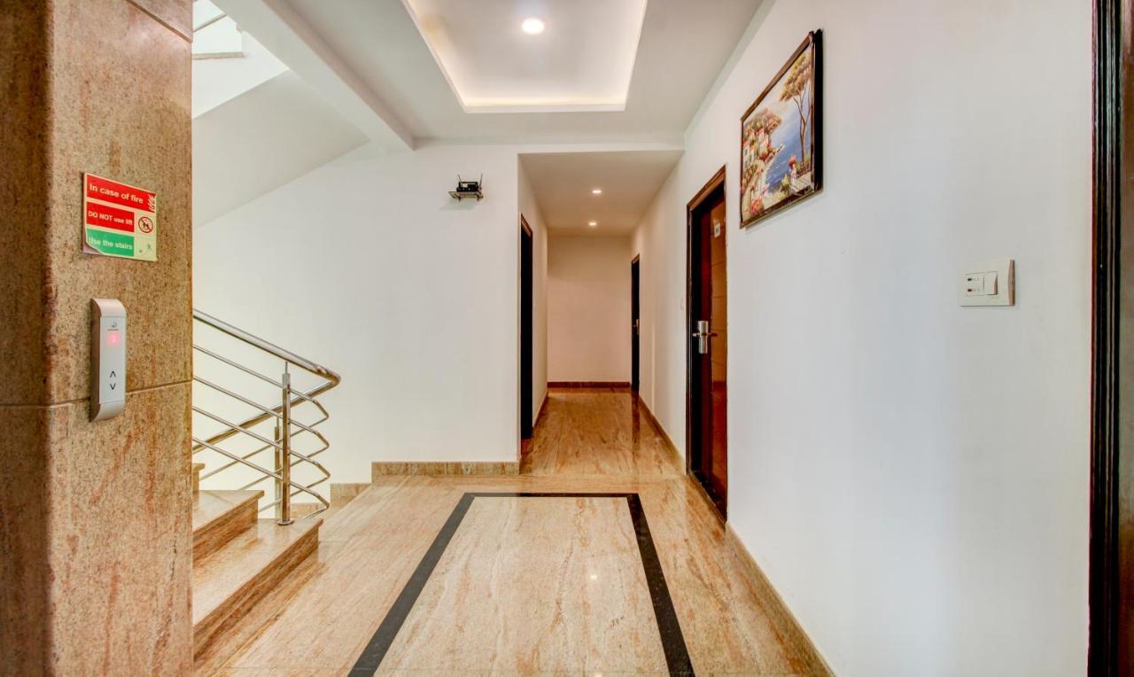 Hotel Treebo The Sai Leela R T Nagar