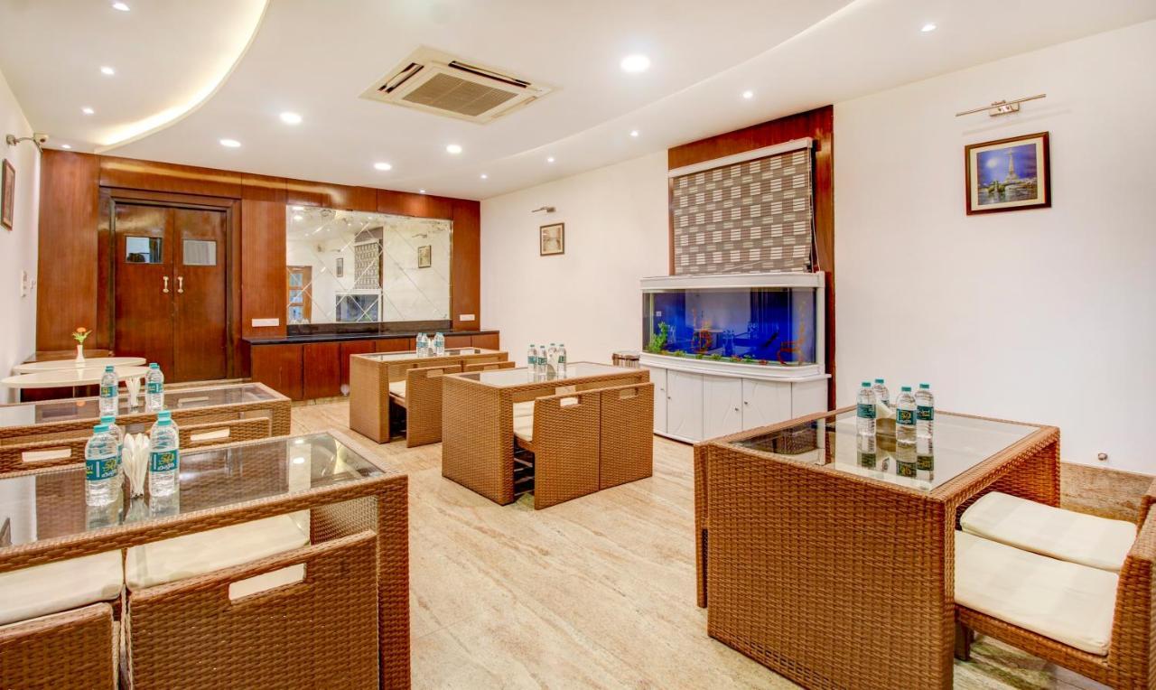 Hotel Treebo The Sai Leela R T Nagar Bangalore