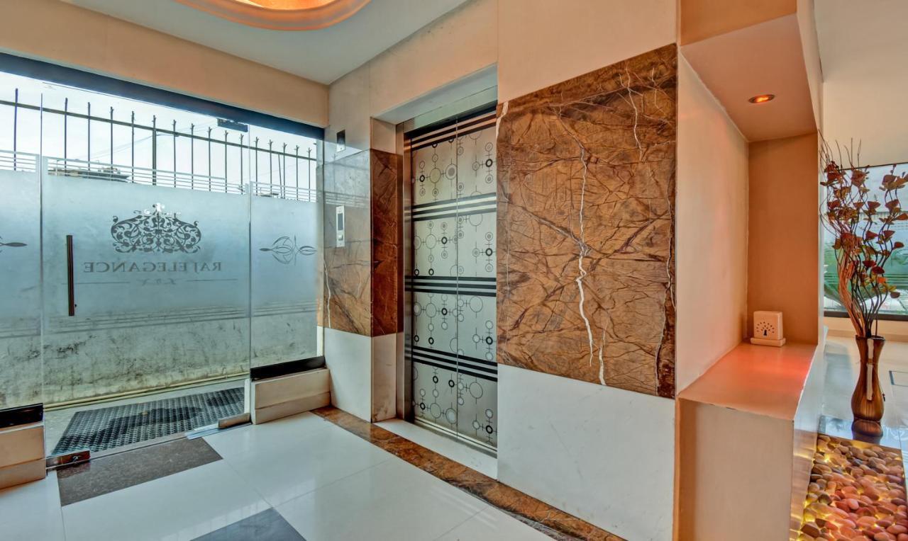 Treebo Raj Elegance Manyata Tech Park Hotel 3*