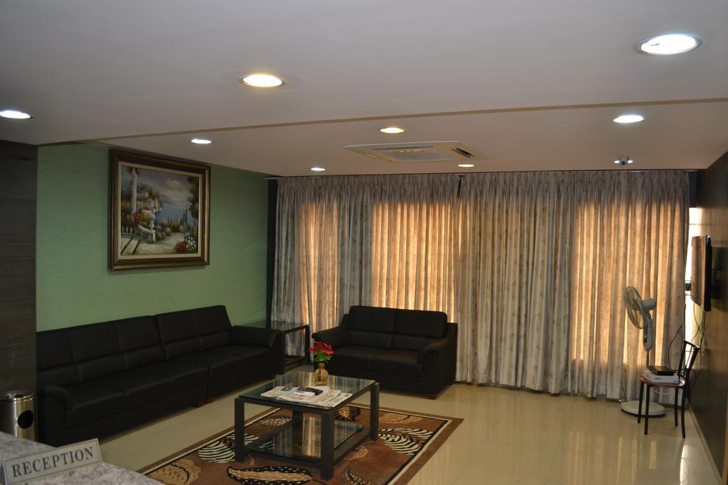 Hotel Shoba Inn-kammanahalli