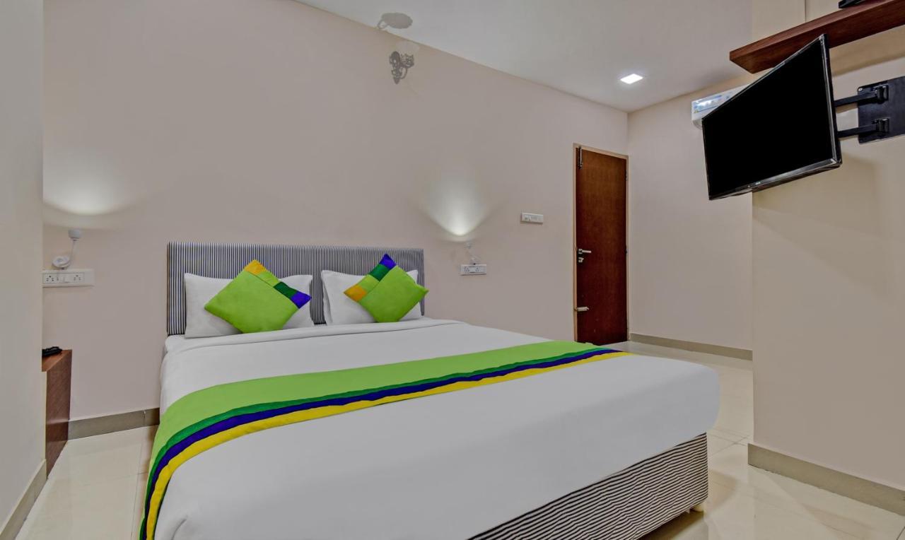Treebo Trend Apple Tree & Suites Bangalore