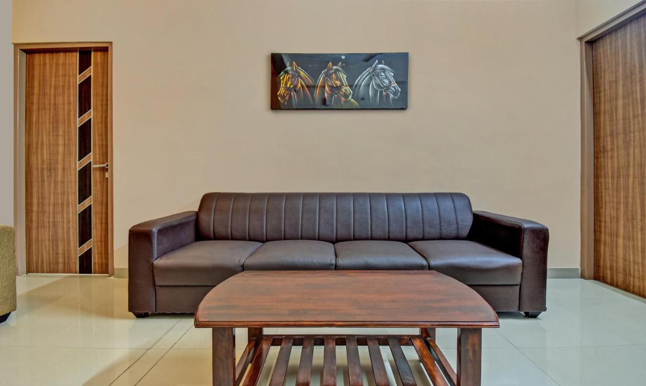 Hotel Treebo Trend Apple Tree & Suites