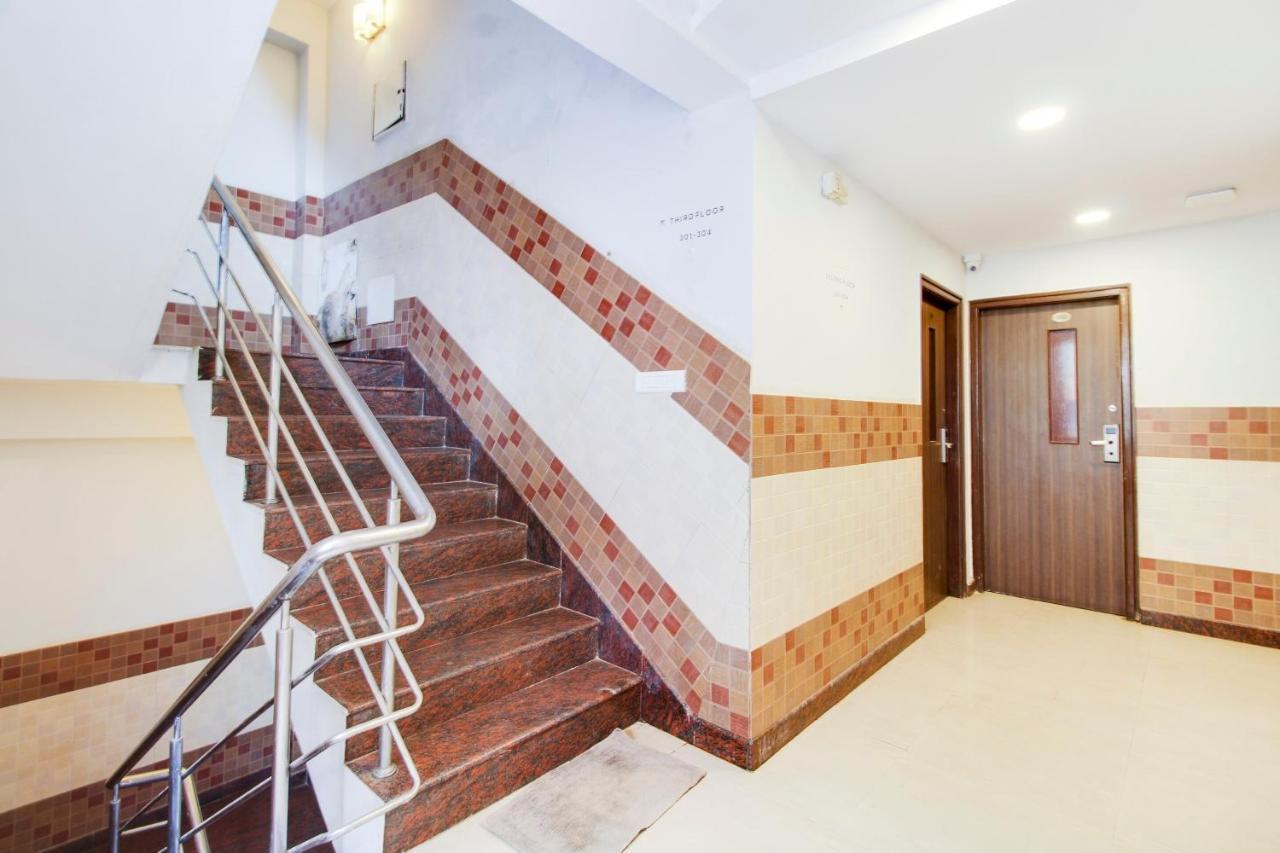 Vaccinated Staff - Oyo 72492 A K Residency Hotel 3*
