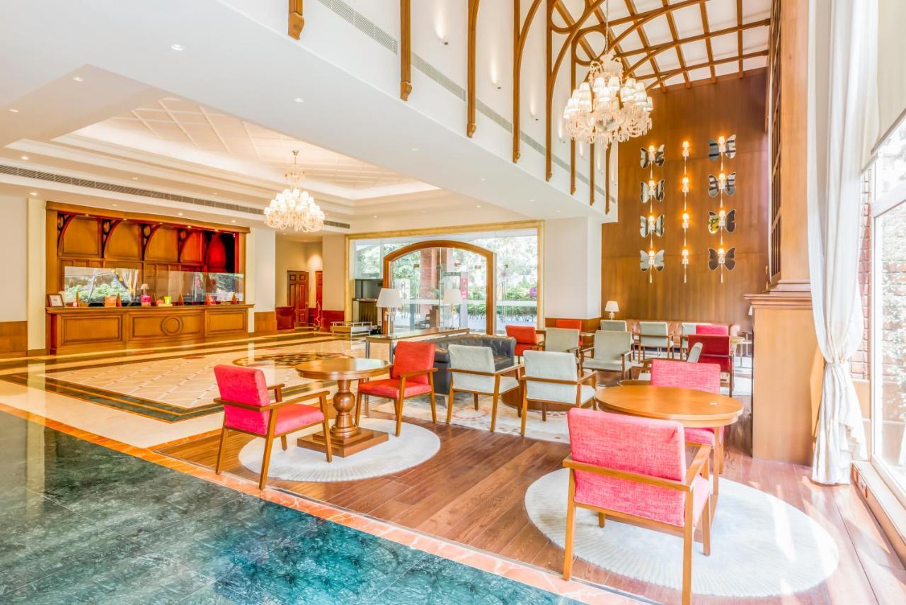 Royal Orchid 5*