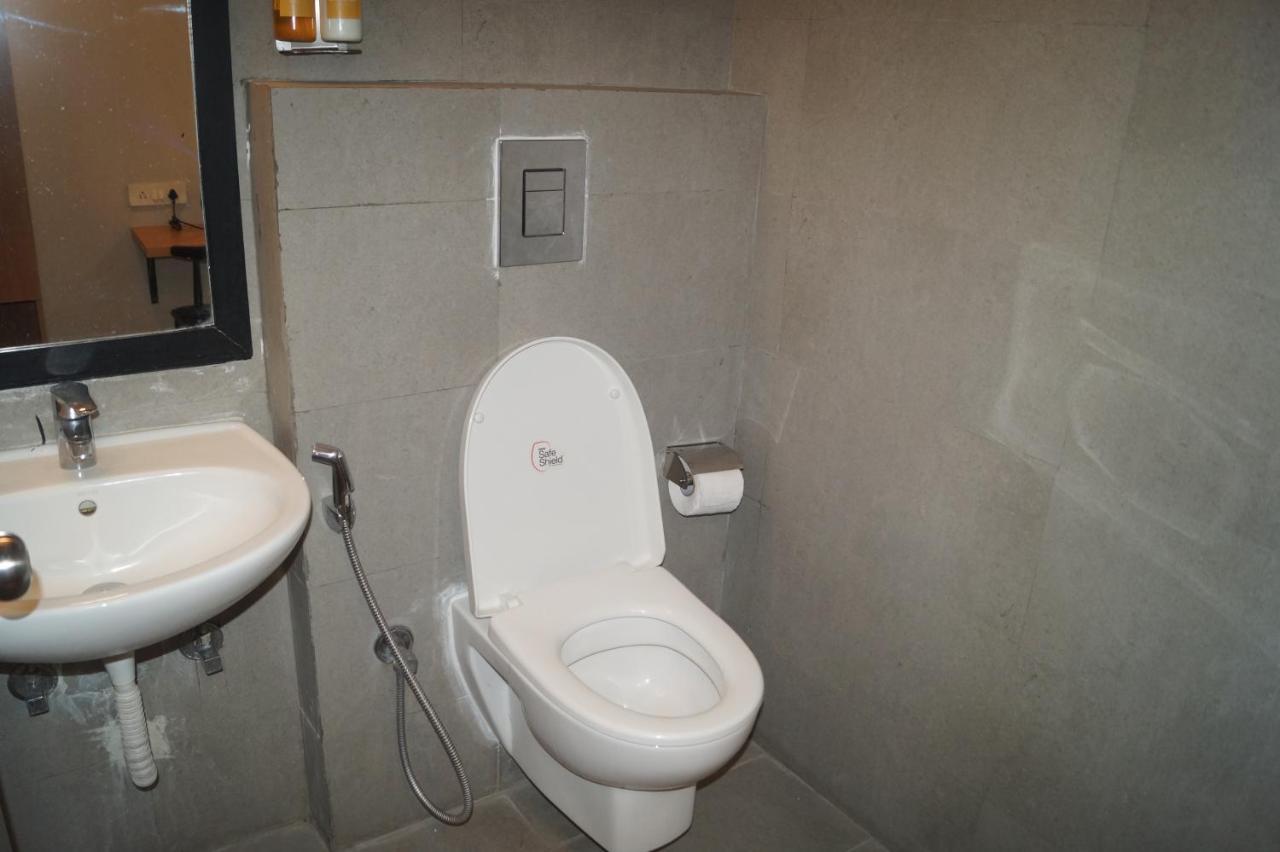Omatra Alchemy Suites