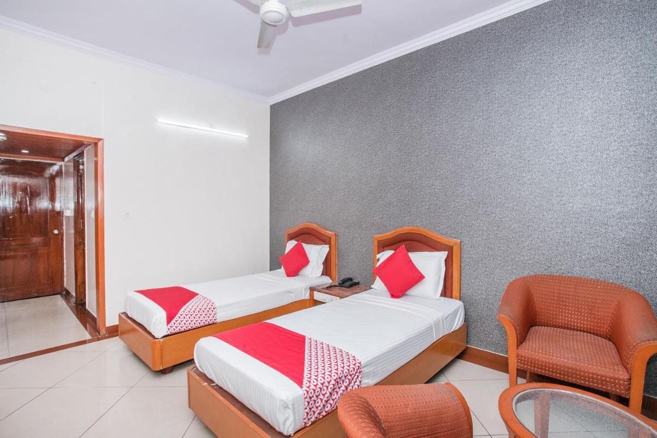Hotel Chetan International