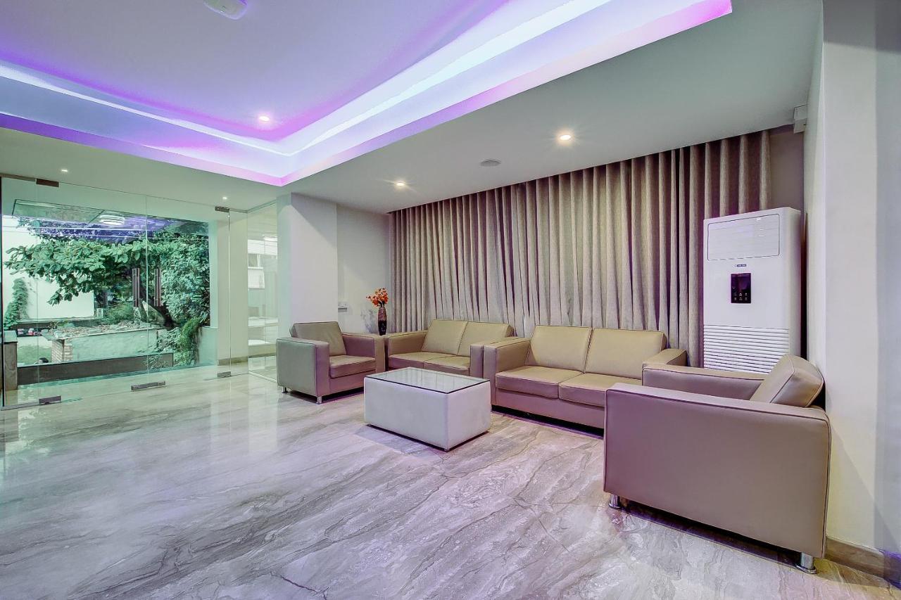 Collection O 77042 Tetrad Hotel Bangalore