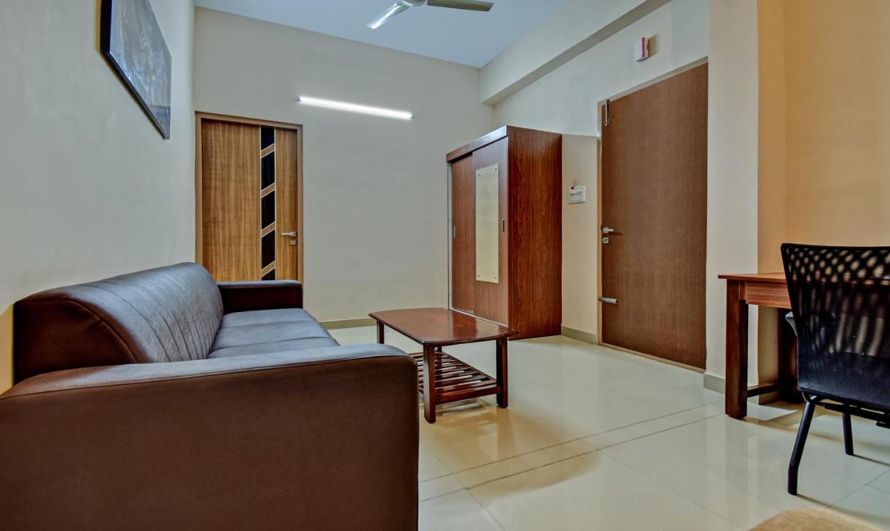 Treebo Trend Apple Tree & Suites Hotel