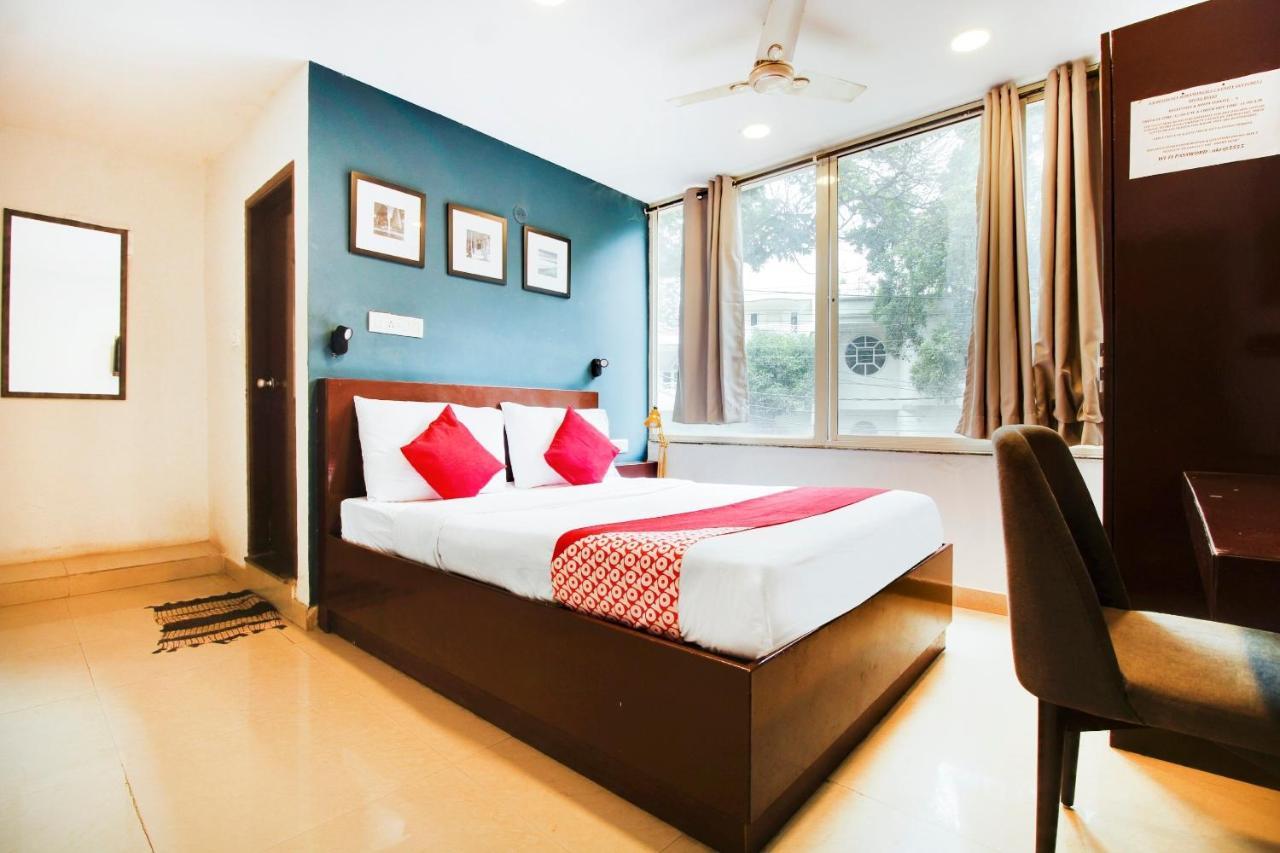 Hotel Vaccinated Staff - Oyo 72492 A K Residency Bangalore