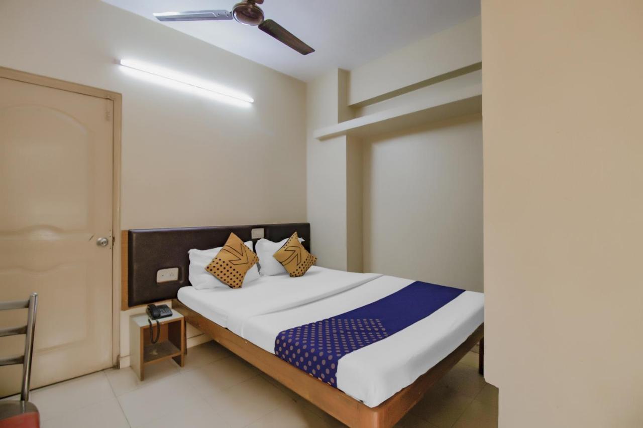 Hotel Spot On 76312 Sri Balaji Comforts 2*
