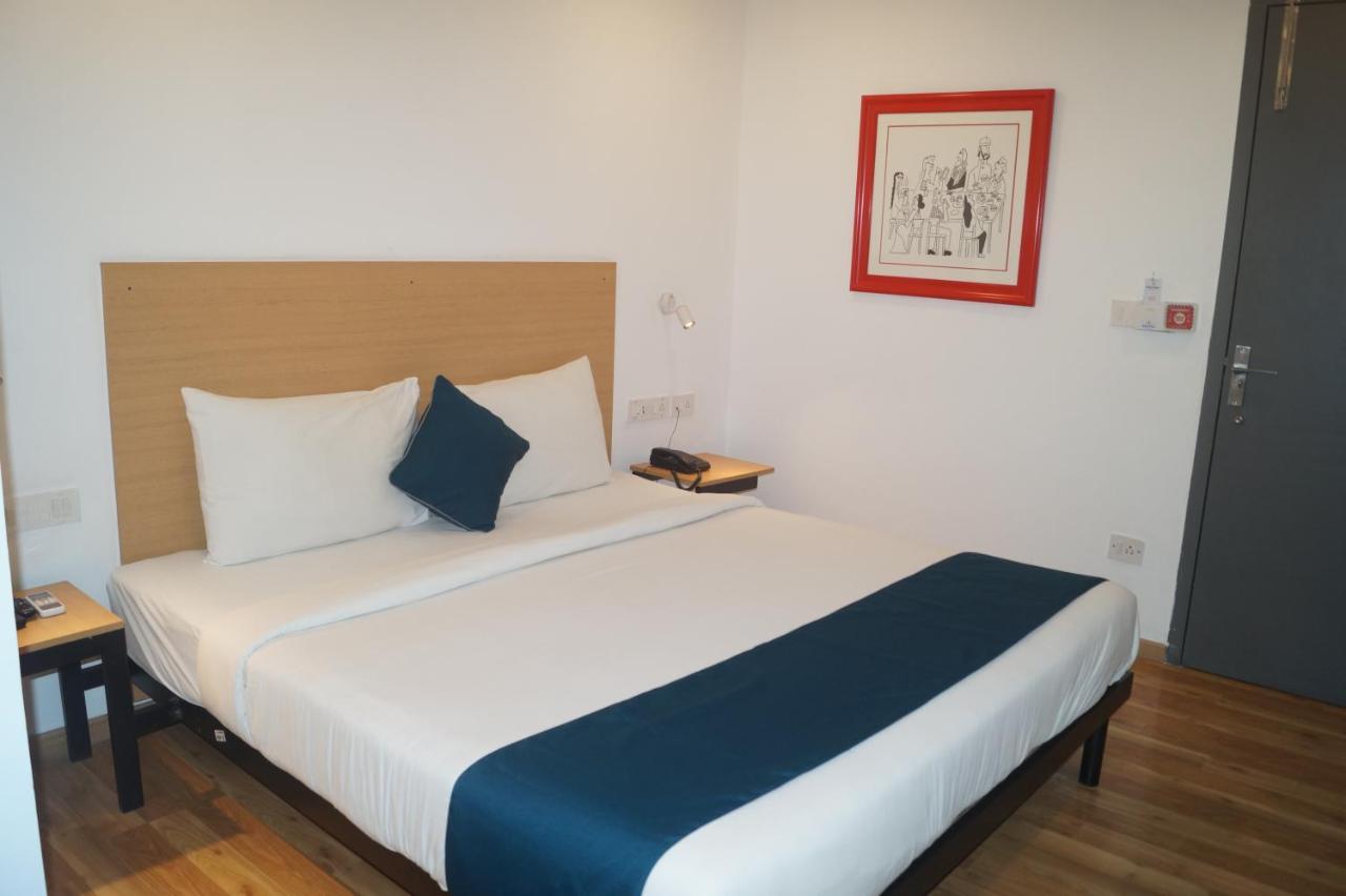 Omatra Alchemy Suites Hotel Bangalore