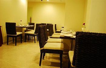 Hotel La Sara Hometel Bangalore