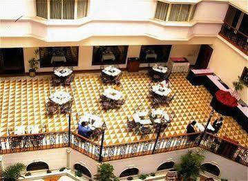 Nalapad's International Hotel 4*