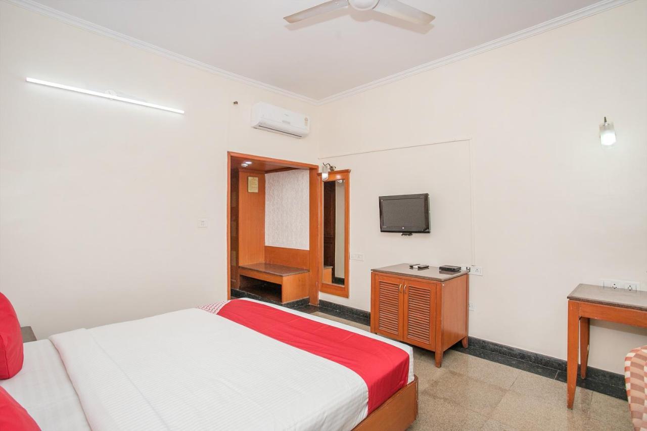 Chetan International Hotel