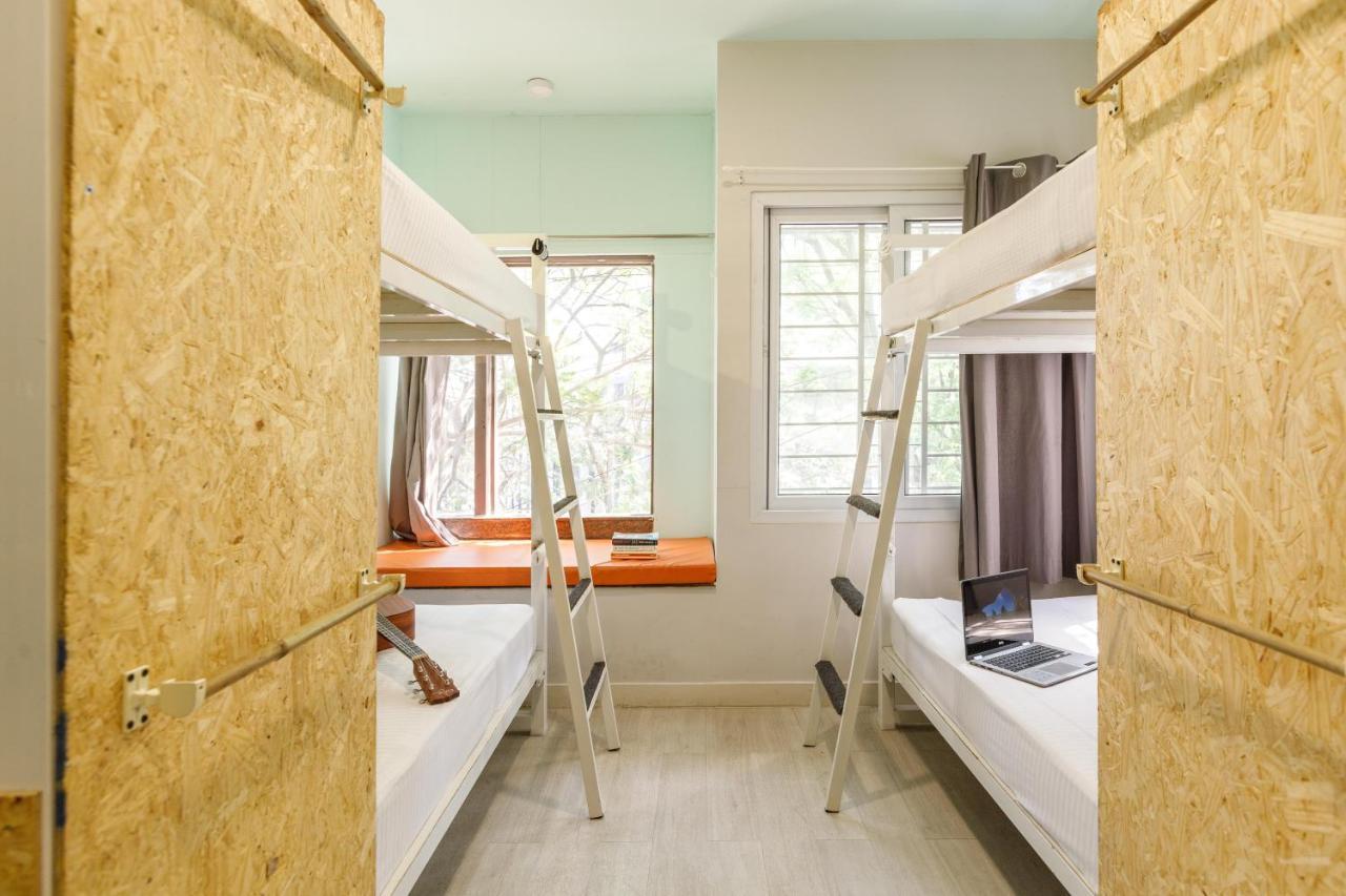 Locul - Church Street Hostel *