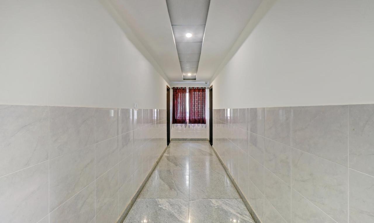 Hotel Treebo Sai Nagavara Bangalore