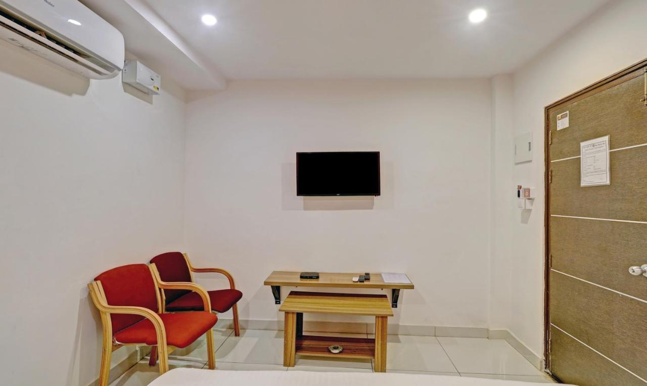 Hotel Treebo Sai Nagavara 3*