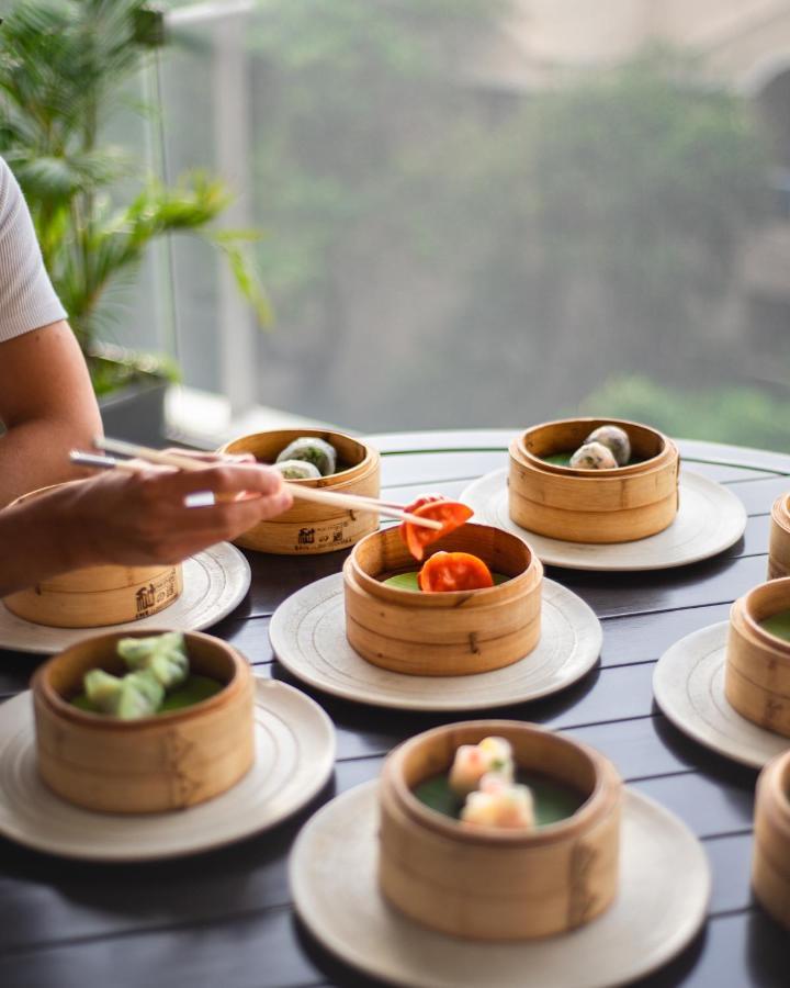 Hotel Shangri-la 5*