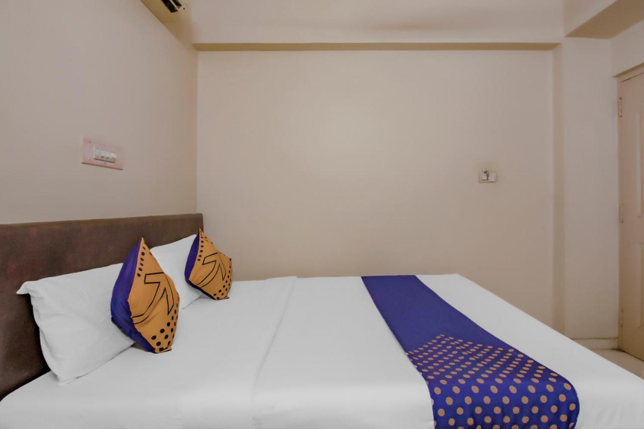 Hotel Spot On 76312 Sri Balaji Comforts 2*