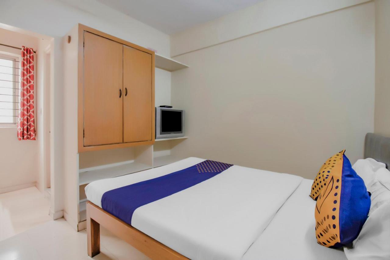 Spot On 76312 Sri Balaji Comforts Hotel 2*