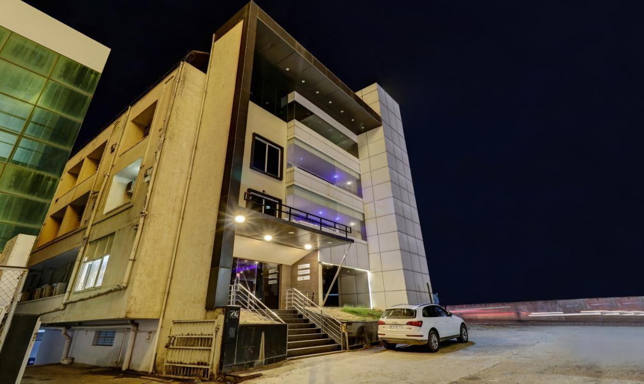 Mango Hotels, Bangalore- Electronic City Hotel Bangalore