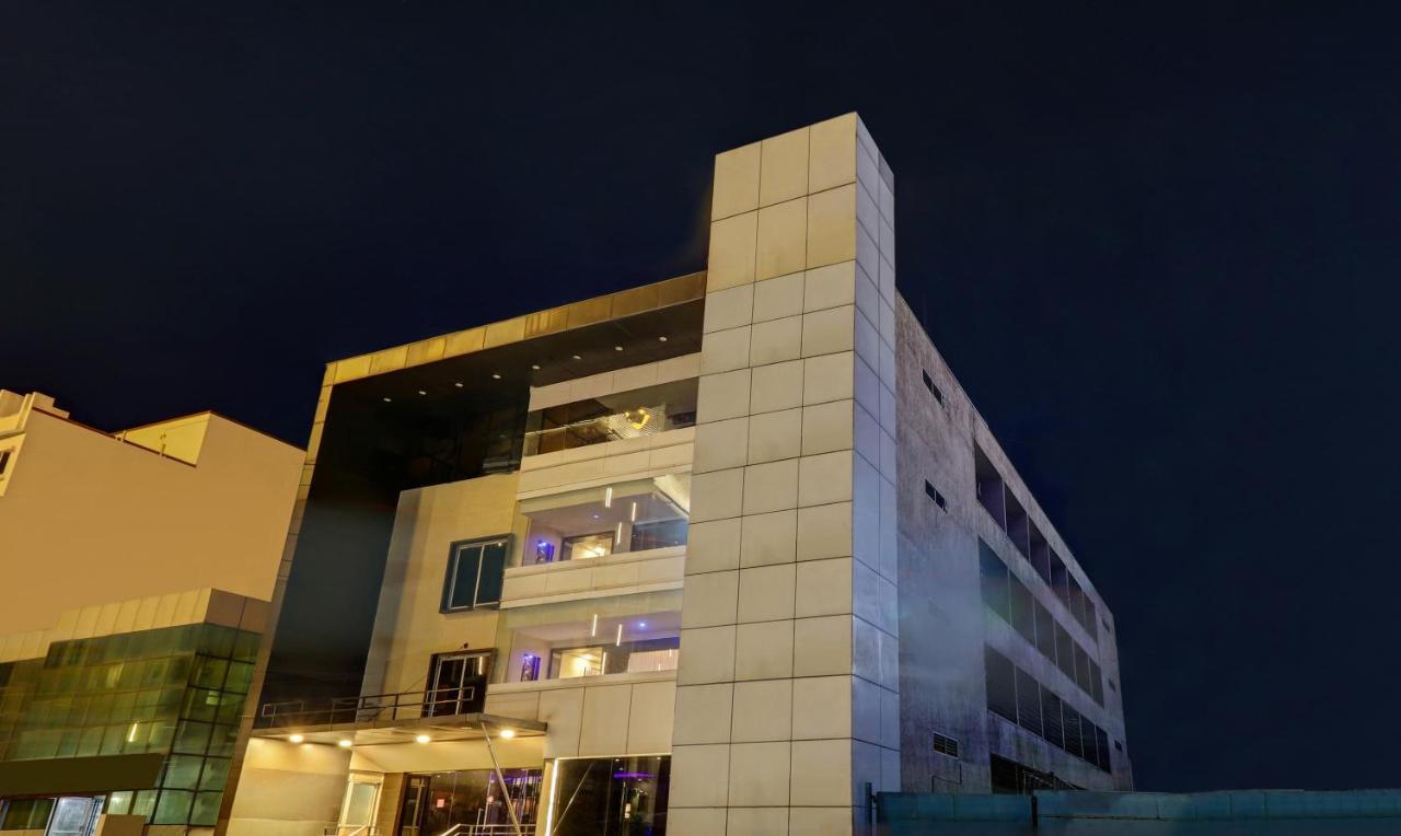 Mango Hotels, Bangalore- Electronic City Hotel 3*