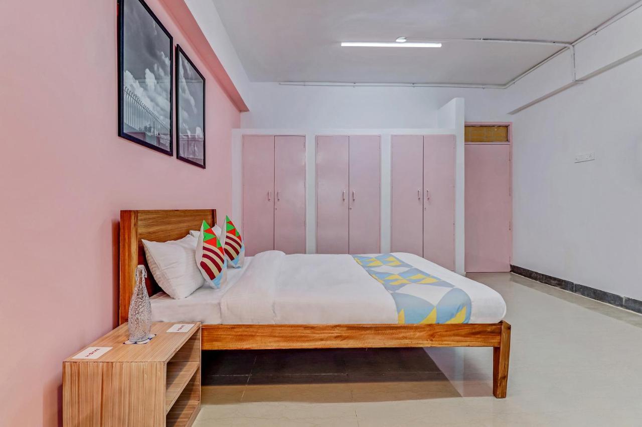 Oyo 79879 Elite Jp Nagar
