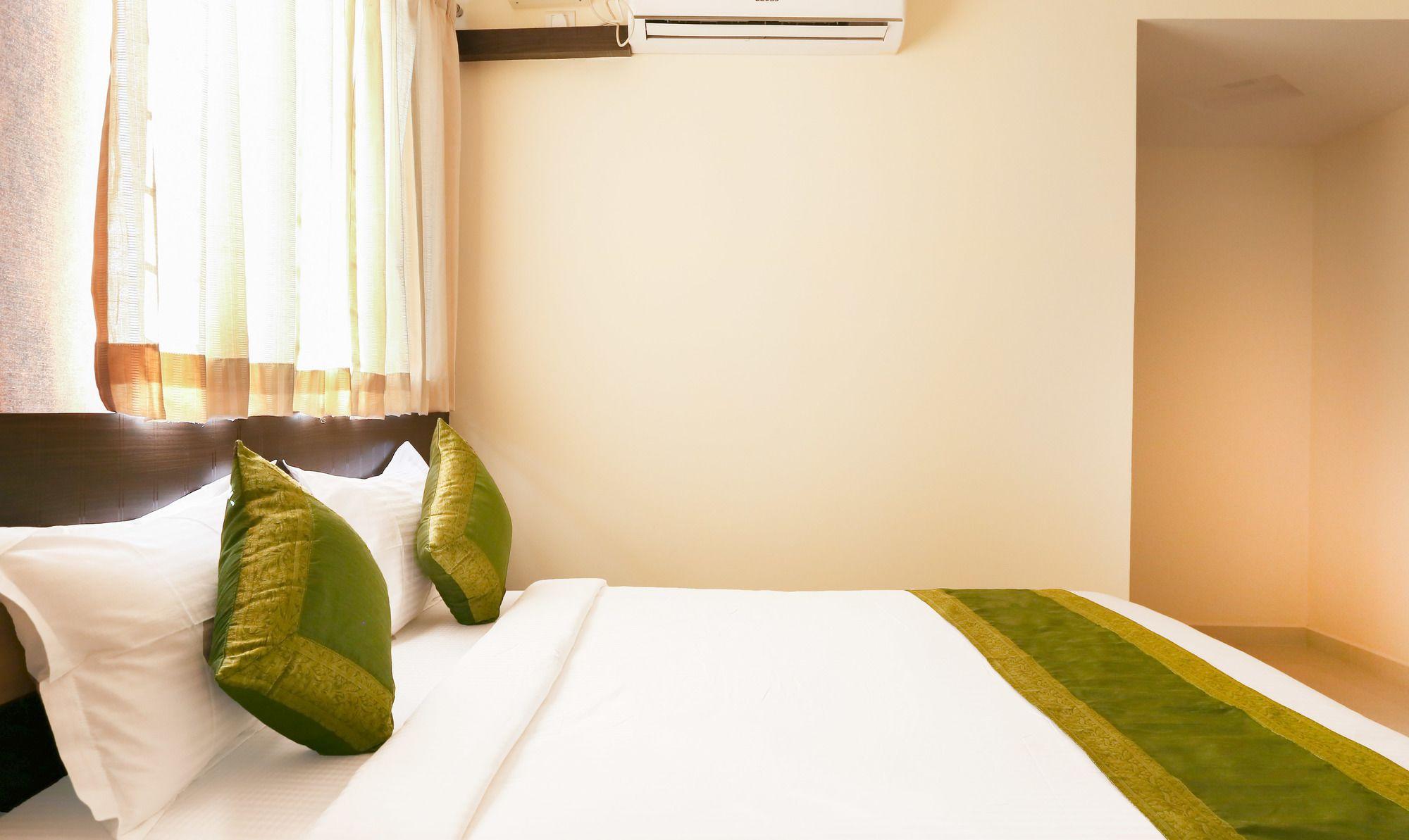 Fabhotel Rotano - Yelahanka Hotel Bangalore