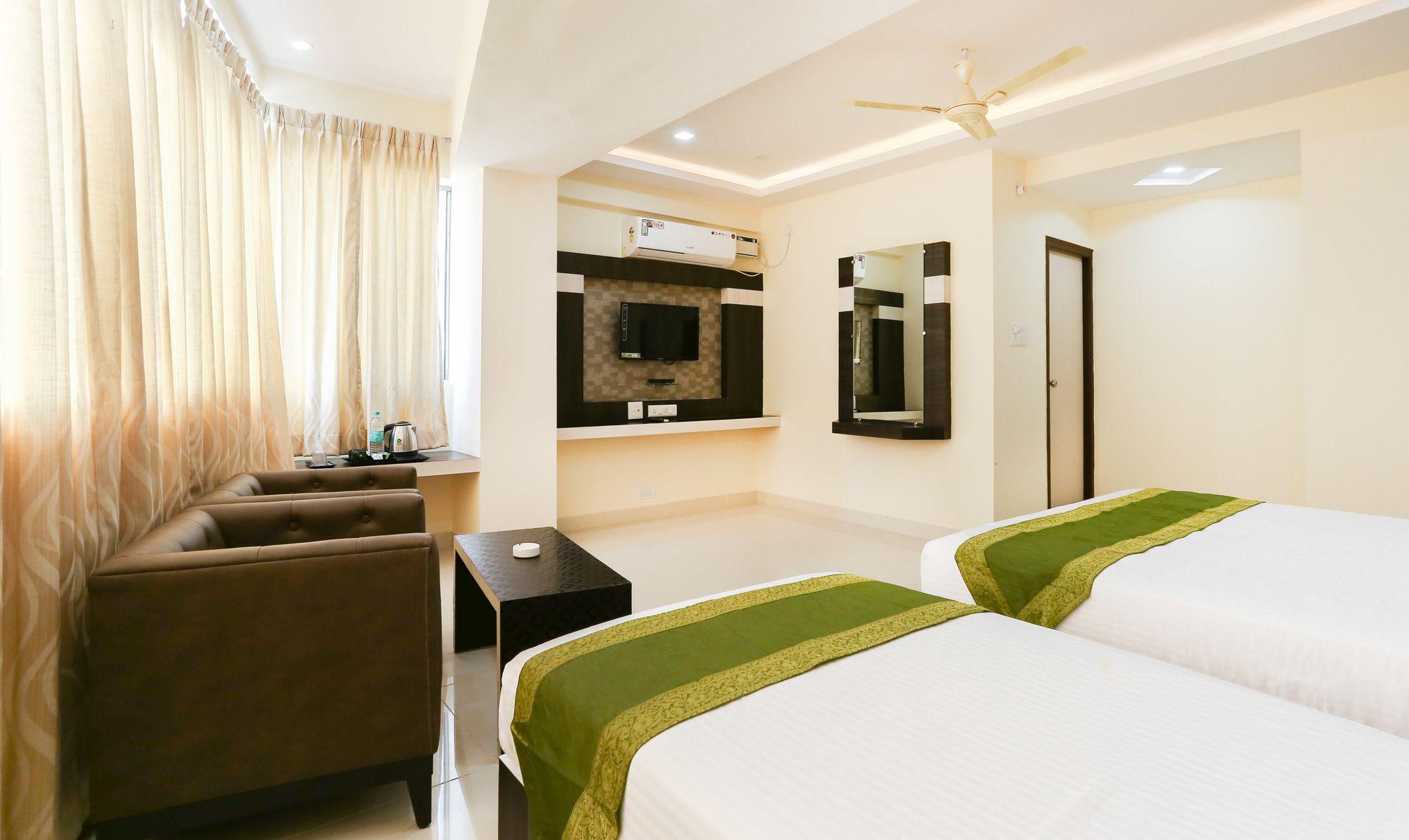 Fabhotel Rotano - Yelahanka Bangalore