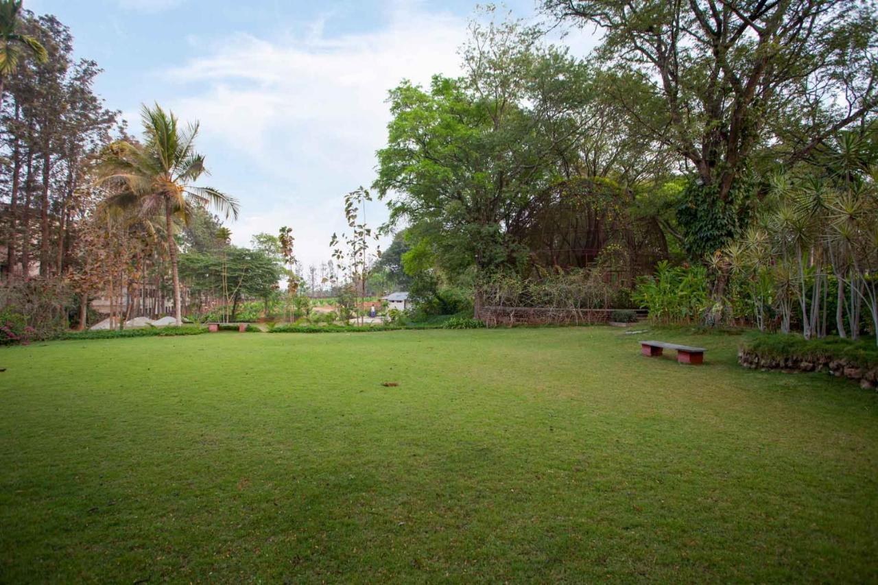 Villa Stayvista At Ananta - Breakfast Included & Basketball Court