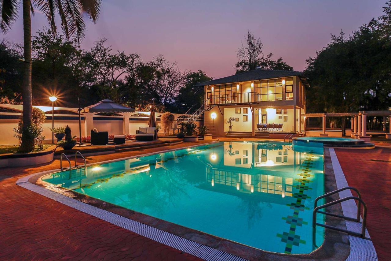 Stayvista At Ananta - Breakfast Included & Basketball Court Villa *