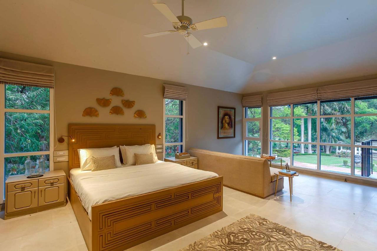 Stayvista At Ananta - Breakfast Included & Basketball Court