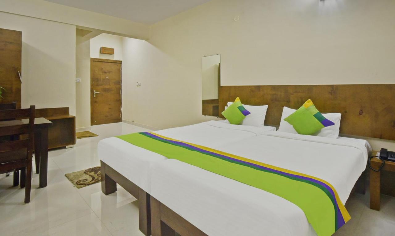 Treebo Trend Cocoon Suites 3*