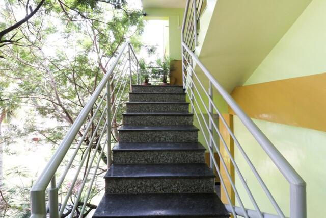 Palm Near Christh University&dairy Circle 2* Bangalore