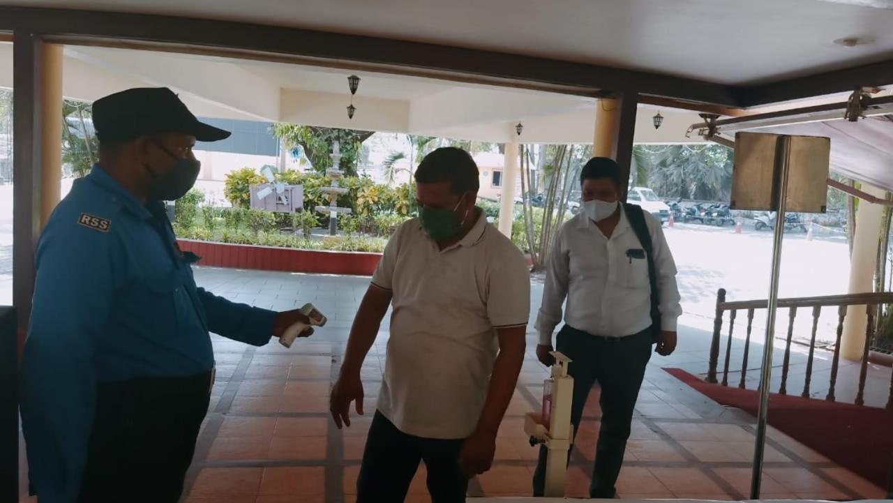 Parkwood Suites Kadubeesanahalli-fully Vaccinated Staff