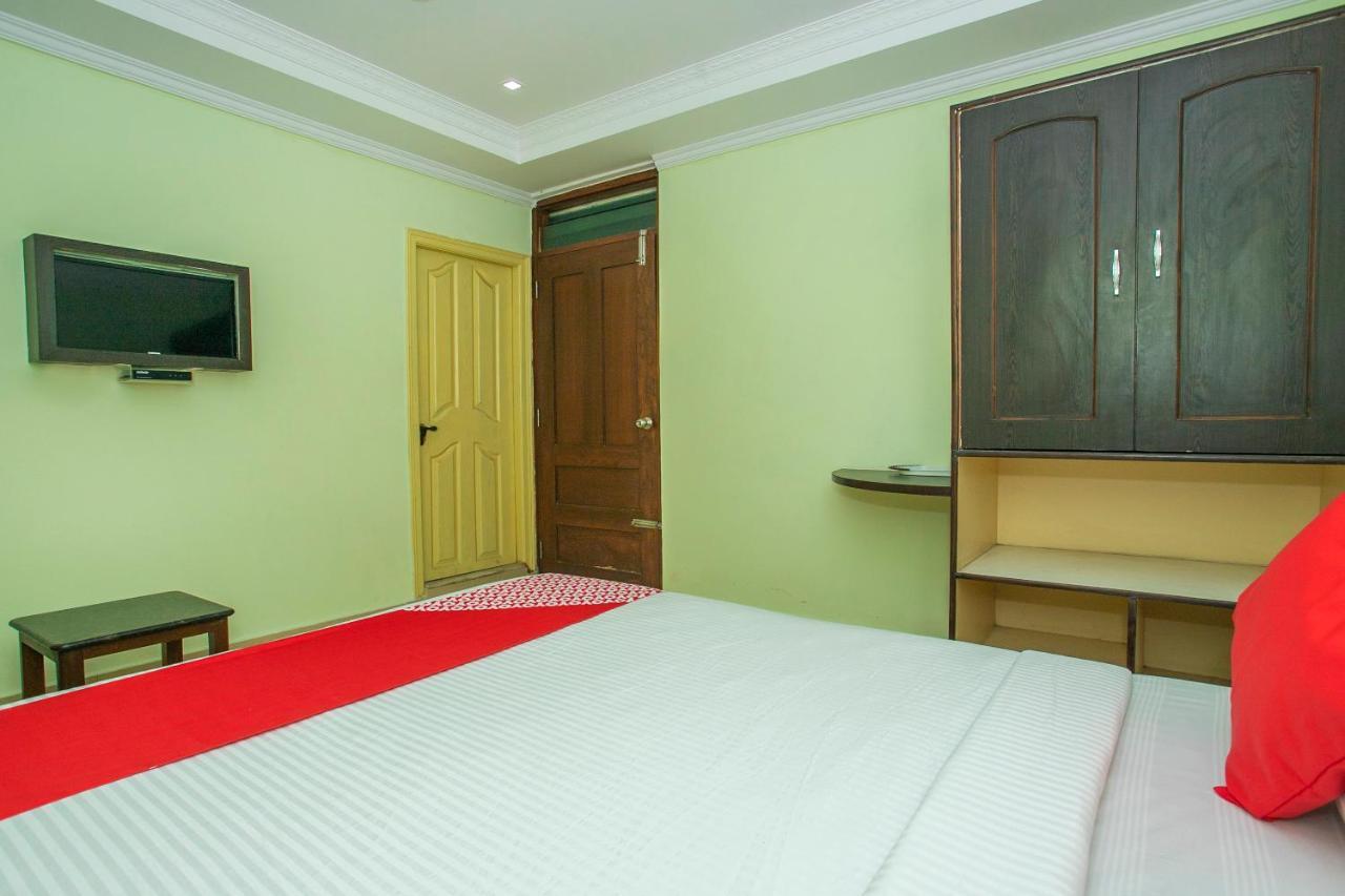 Hotel Oyo 25121 Bns
