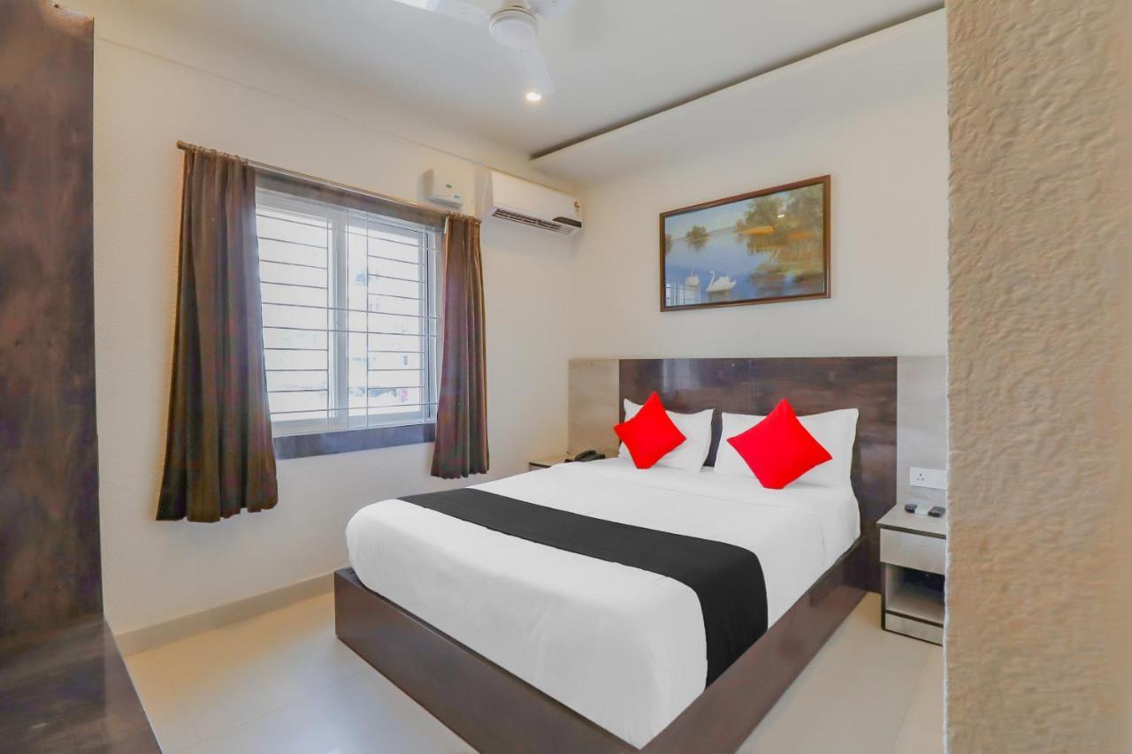 Capital O Royal Galaxy Finesse Near Phoenix Marketcity Hotel Bangalore