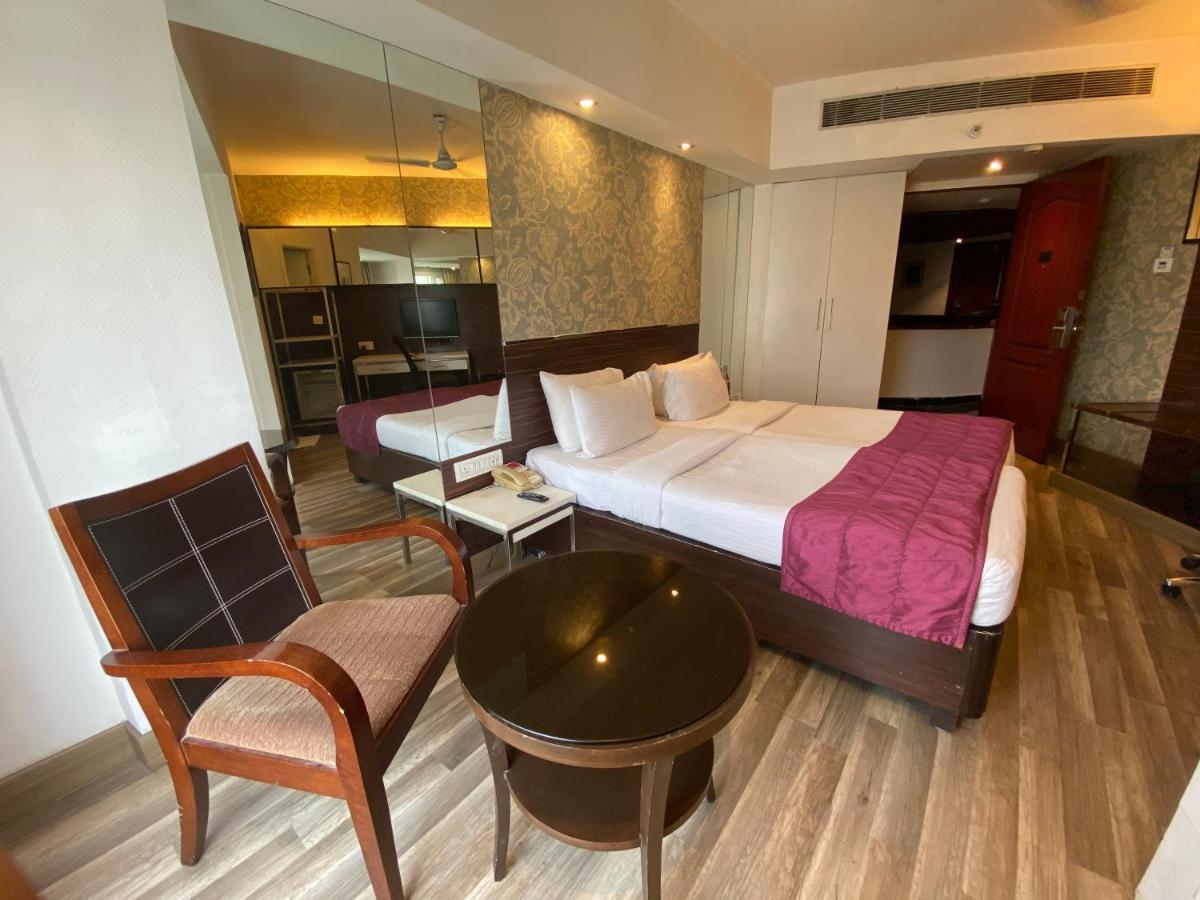 Hotel Regenta Place Bangalore, Cunningham Road Bangalore
