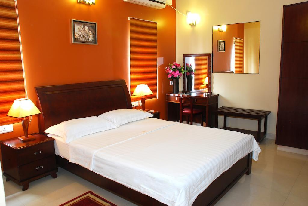 Aparthotel Park Wood Suites-fully Vaccinated Staff Bangalore